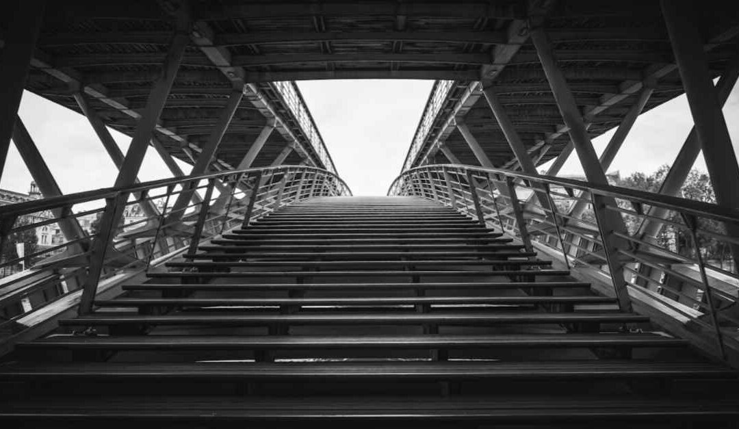 Enterprise AI Readiness Through Data Independence and Business Context